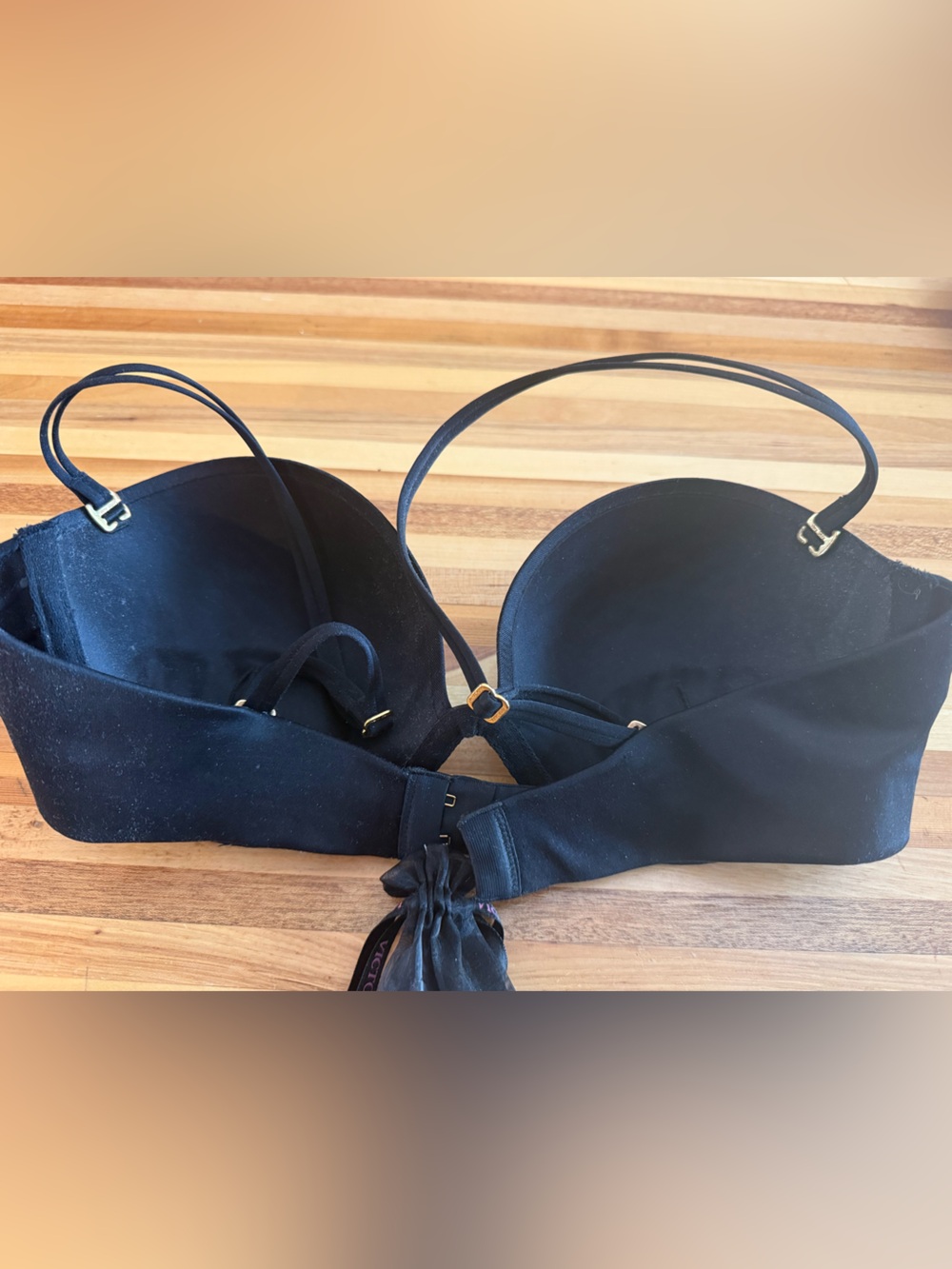 Victoria's Secret Black Padded Push Up Underwire Bra 38B - Picture 4 of 4